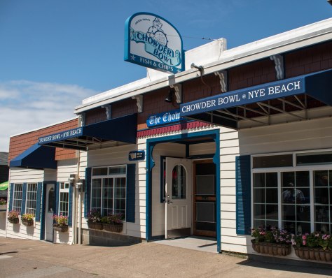 Fish (Cod) Tacos, Howard had fried Shrimp (he asked if they would fry them!